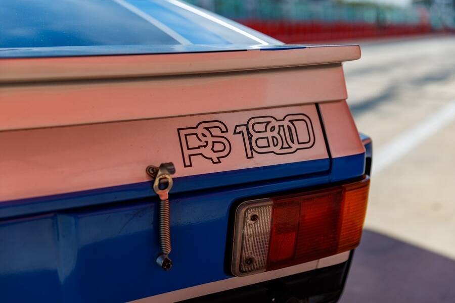 Image 19/41 de Ford Escort RS 1800 (1975)