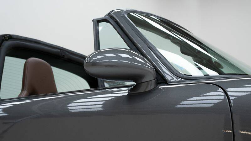 Image 13/15 of Porsche 911 Carrera 2 (1990)