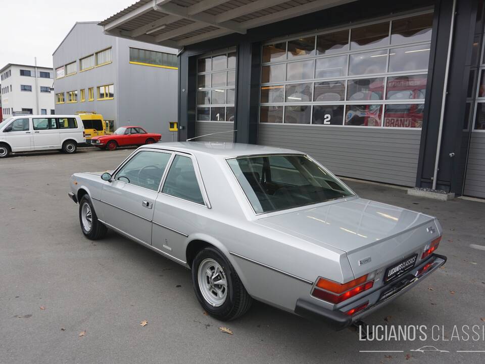 Image 4/66 of FIAT 130 Coupé (1972)