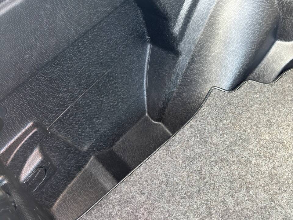 Immagine 29/39 di Mercedes-Benz 190 E 2.6 (1990)