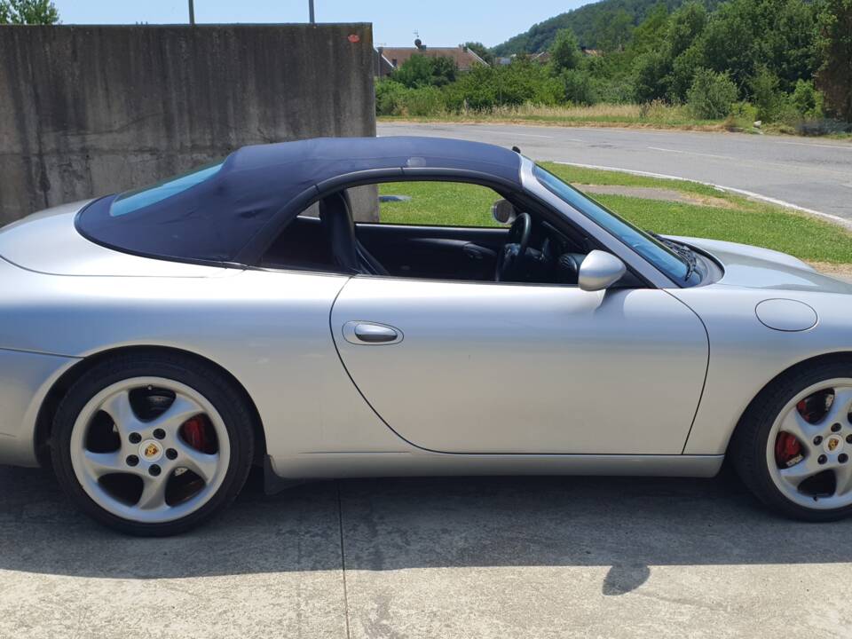 Image 13/31 de Porsche 911 Carrera (2000)