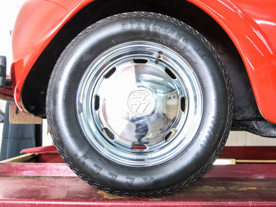 Bild 47/50 von Volkswagen Käfer 1303 LS (1974)