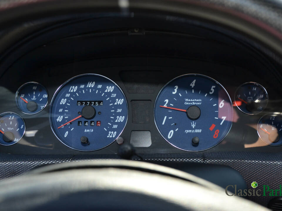Bild 27/50 von Maserati GranSport 4.2 (2006)