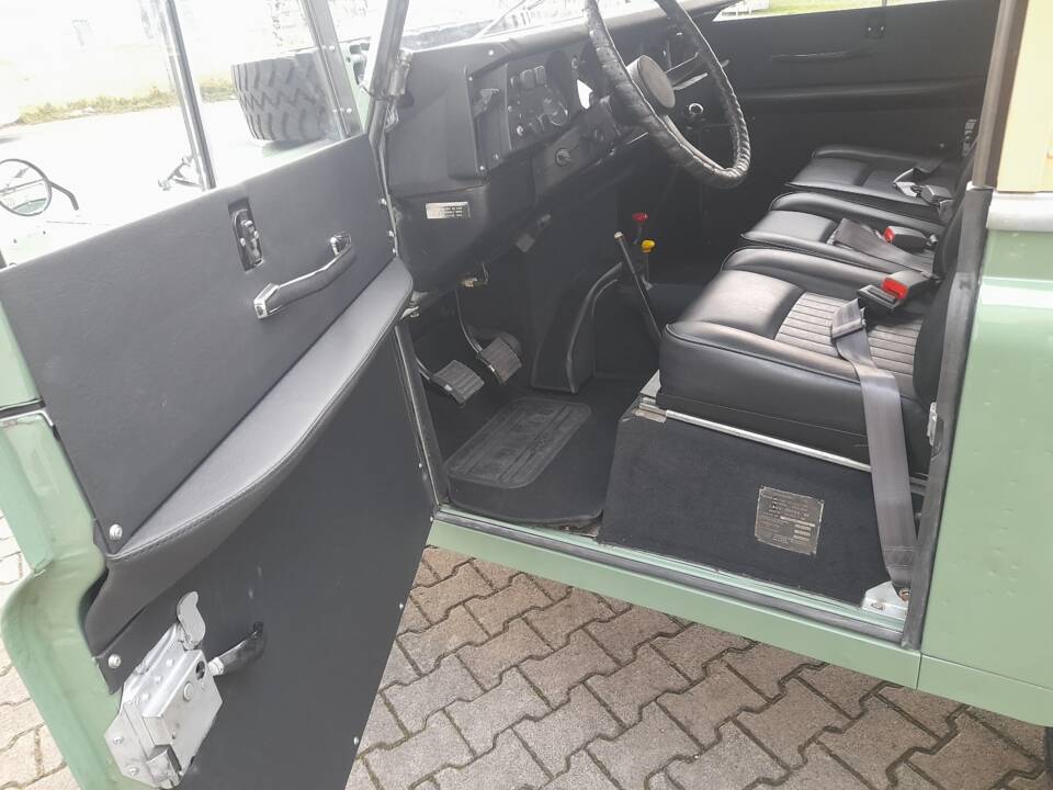 Immagine 18/29 di Land Rover 88 (1974)