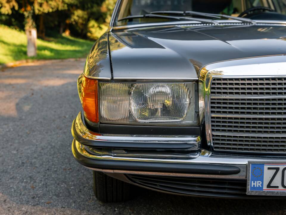 Bild 31/105 von Mercedes-Benz 280 S (1972)