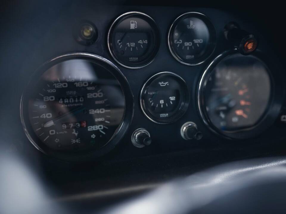 Image 9/15 of Ferrari 308 GTS Quattrovalvole (1984)