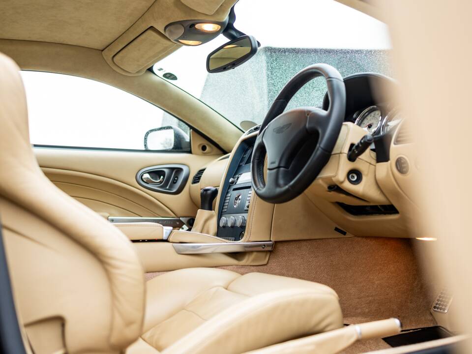 Afbeelding 26/50 van Aston Martin V12 Vanquish S (2007)