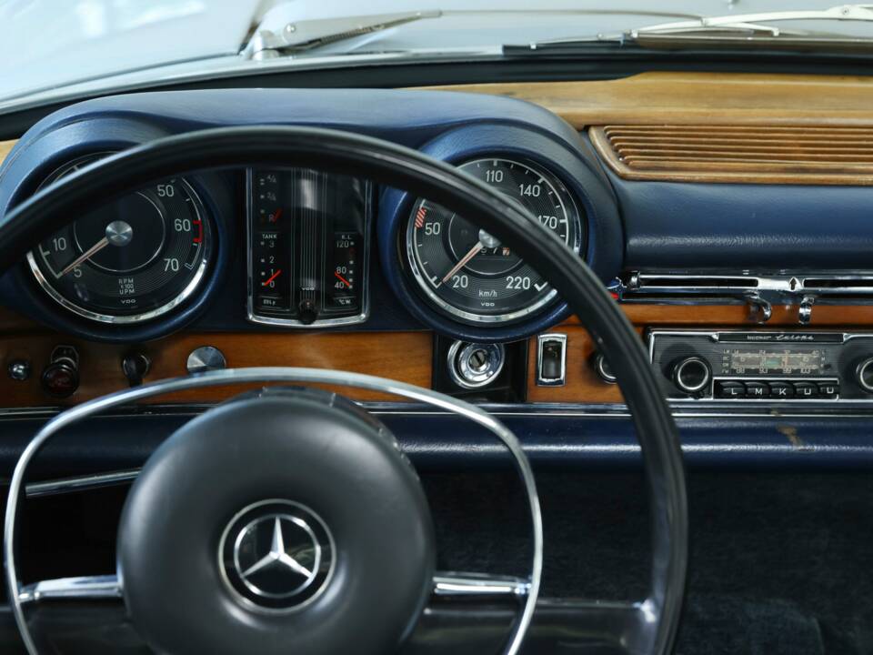 Afbeelding 31/50 van Mercedes-Benz 280 SE (1968)