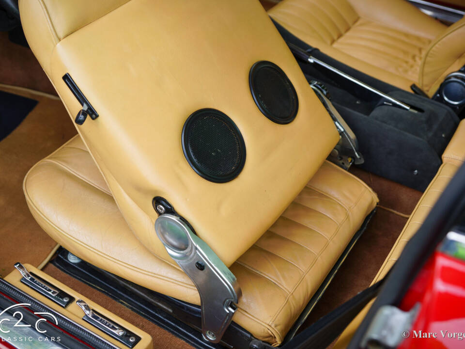 Image 14/80 of Ferrari 365 GTC&#x2F;4 (1972)