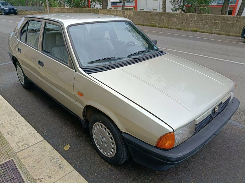 Immagine 47/50 di Alfa Romeo 33 - 1.3 S (1989)