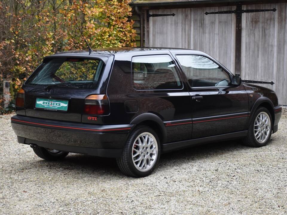 Image 12/41 de Volkswagen Golf III 2.0 GTI &quot;Edition&quot; (1997)