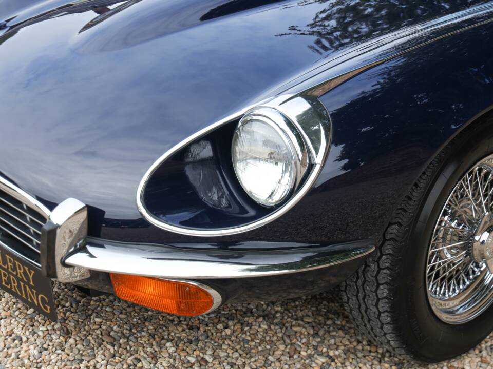 Obraz 30/50 pojazdu Jaguar E-Type V12 (1973)