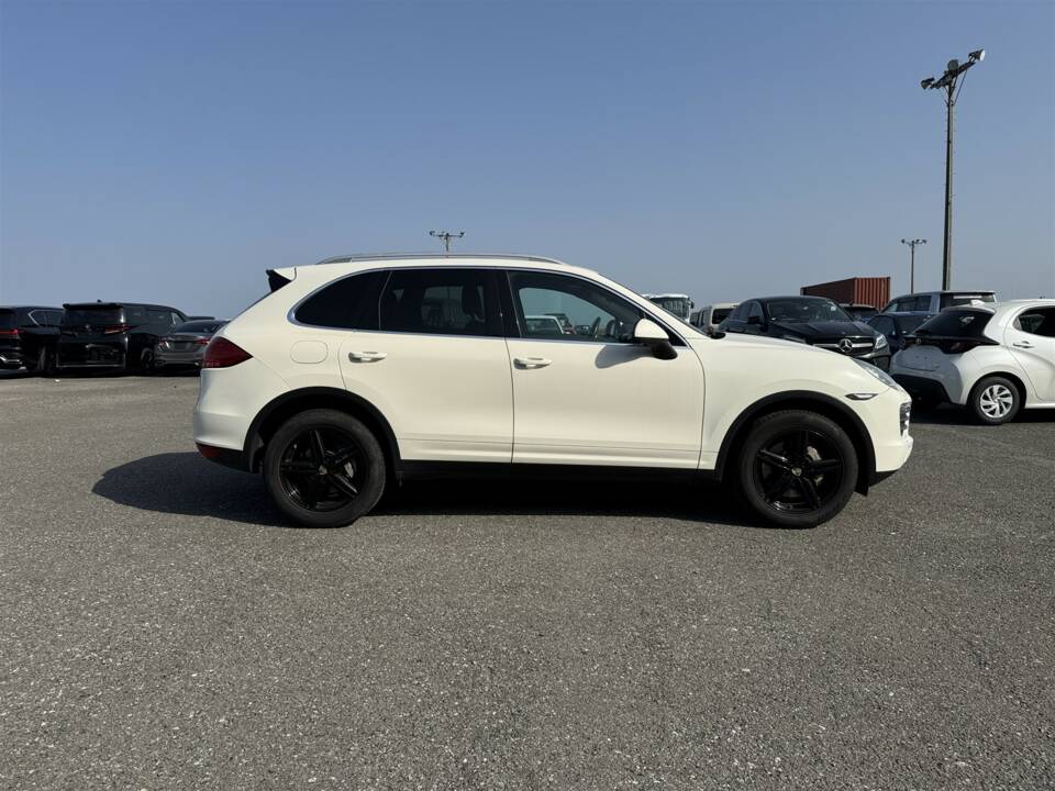Bild 4/61 von Porsche Cayenne S (2010)