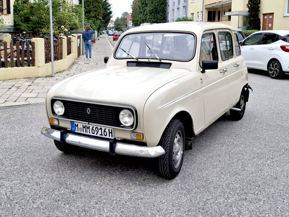 Image 2/14 of Renault R 4 TL (1981)