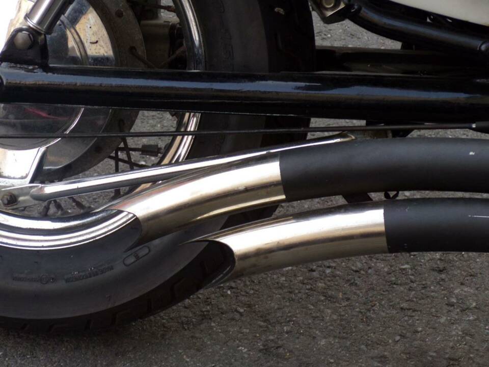 Immagine 7/20 di Yamaha DUMMY (1996)