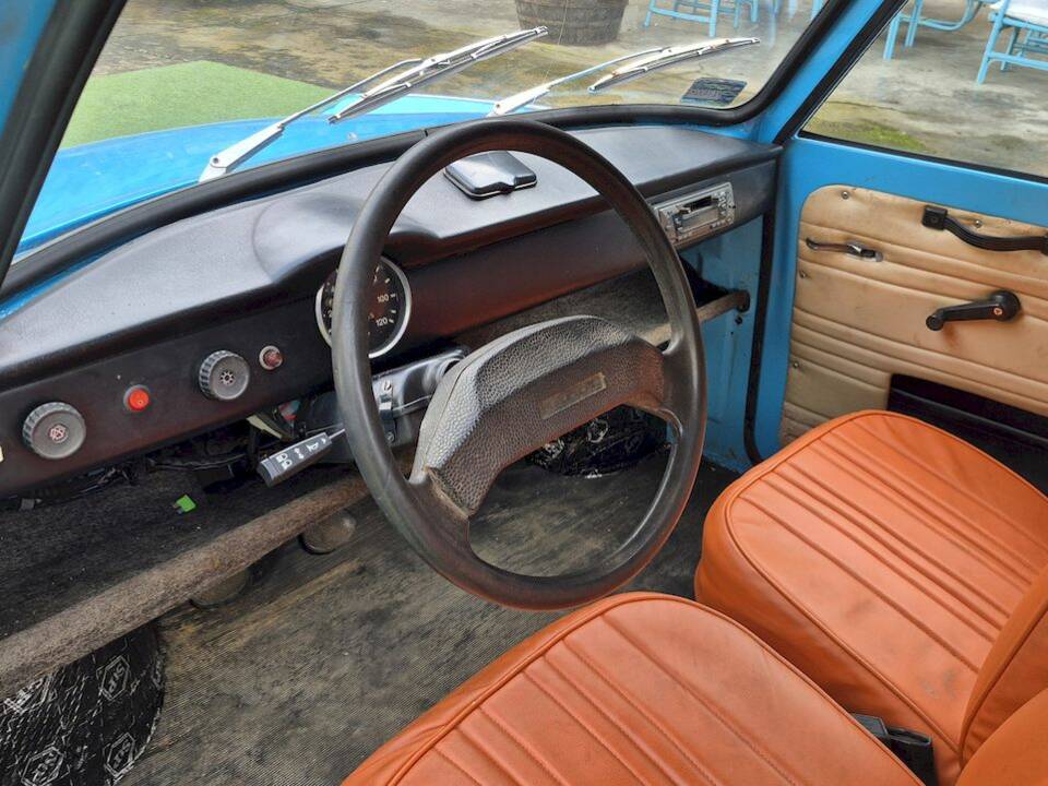 Image 27/45 of Trabant 601 (1966)