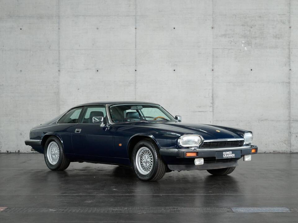 Image 24/50 of Jaguar XJS 5.3 V12 (1993)