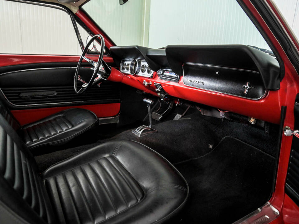 Image 12/50 of Ford Mustang 289 (1966)