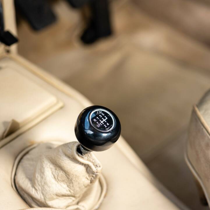 Image 48/49 of Jaguar Mk II 3.4 (1967)