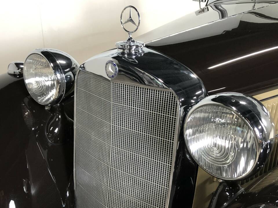 Image 16/38 of Mercedes-Benz 320 Cabriolet A (1938)