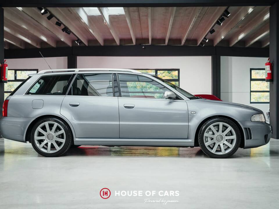 Bild 5/24 von Audi RS4 Avant (2001)
