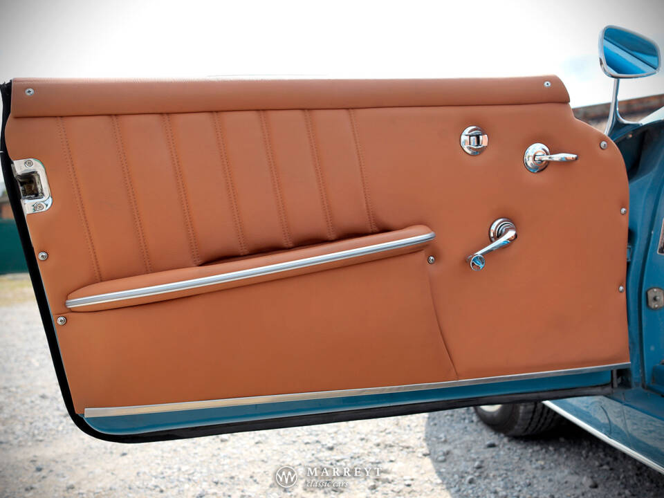 Imagen 33/50 de Mercedes-Benz 190 SL (1962)