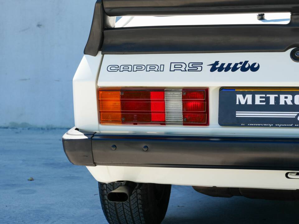 Image 37/39 de Ford Capri 2,8 Turbo (1982)