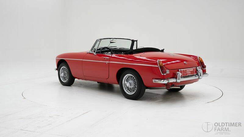 Image 4/15 de MG MGB (1968)