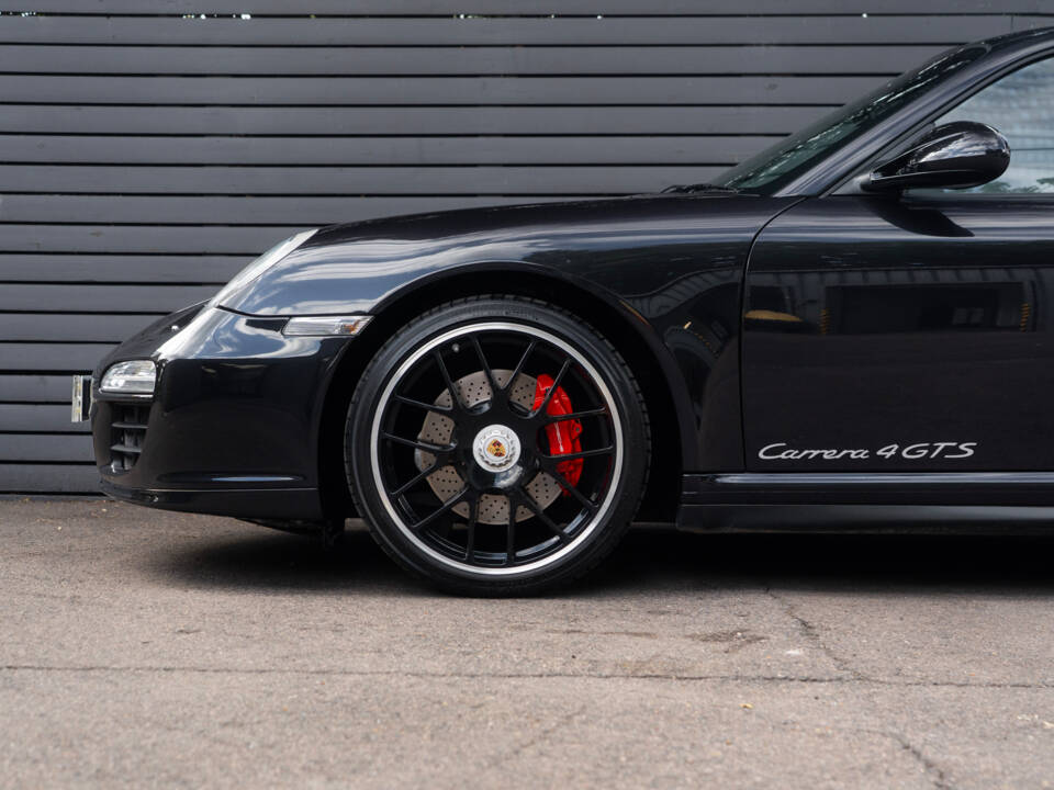 Imagen 9/51 de Porsche 911 Carrera 4 GTS (2012)