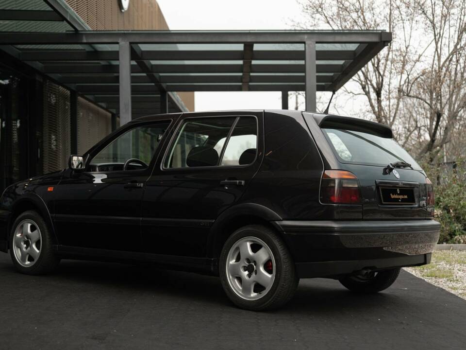 Image 10/31 de Volkswagen Golf III 2.0 16V GTI (1994)