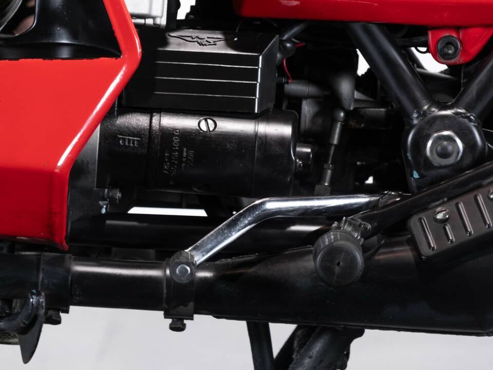 Bild 21/50 von Moto Guzzi DUMMY (1980)