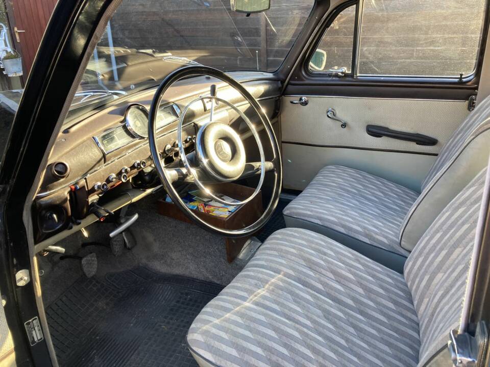 Bild 2/8 von Mercedes-Benz 180 b (1961)