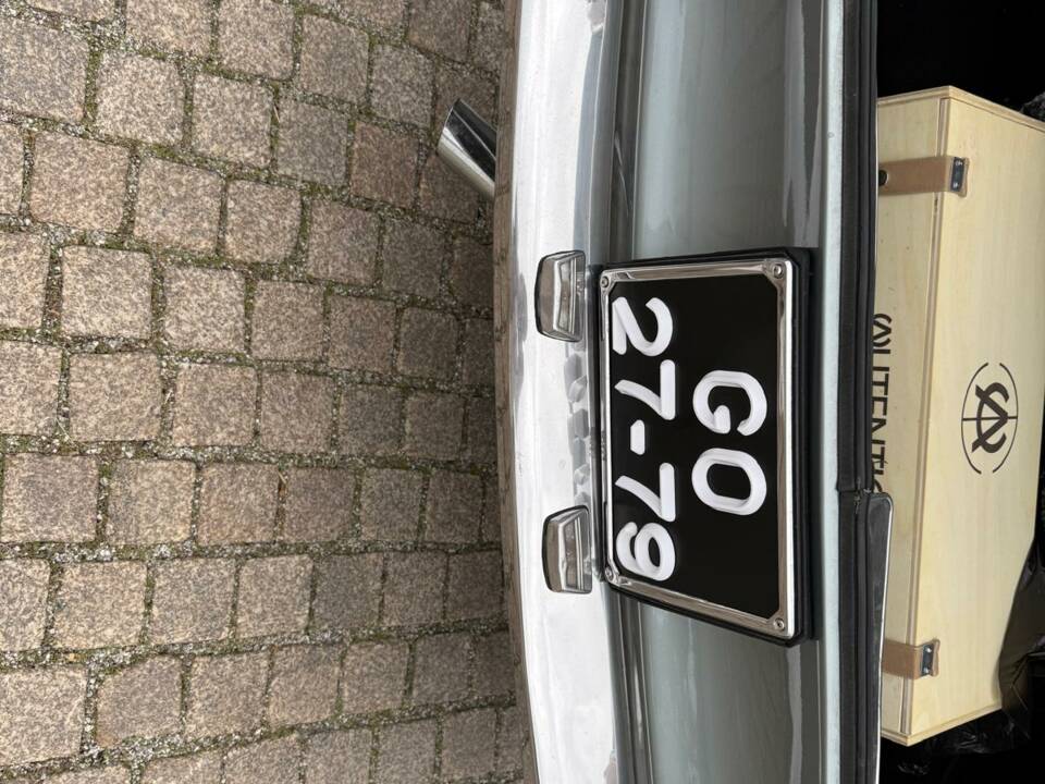 Image 31/53 of Alfa Romeo 1750 GT Veloce (1971)