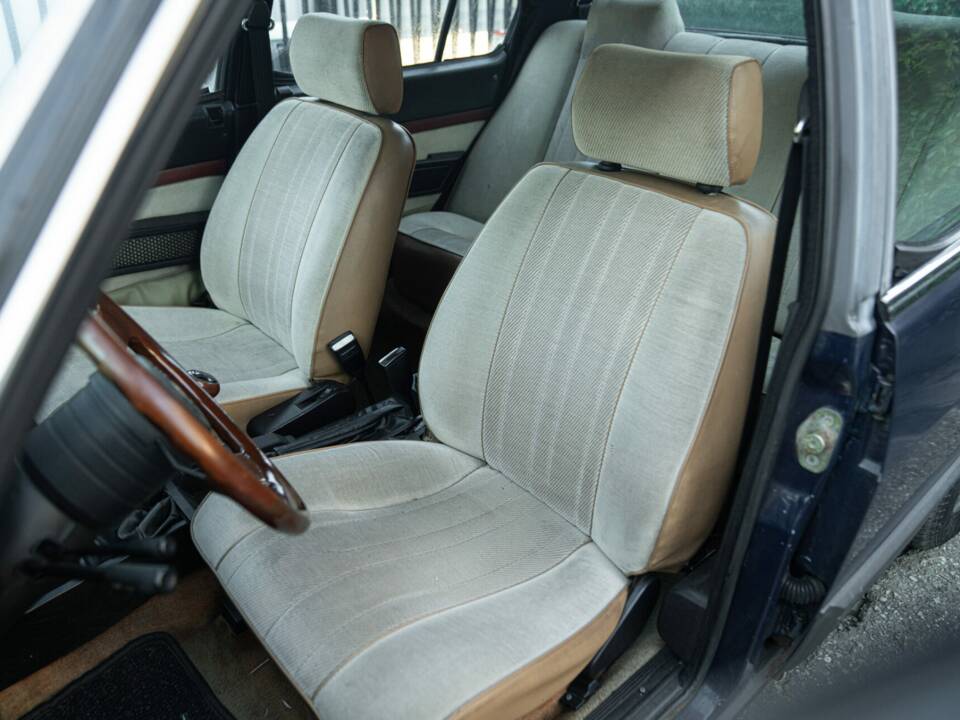 Image 14/39 of Alfa Romeo Alfetta 2.0 (1983)