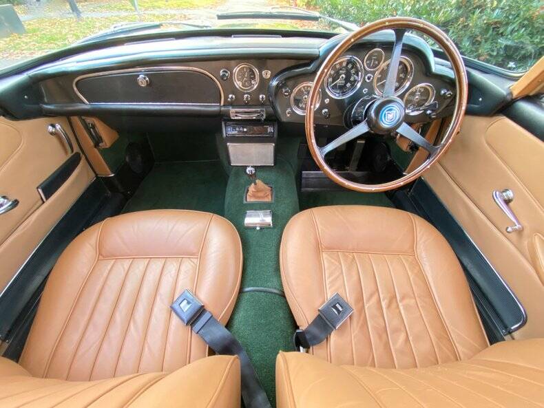 Immagine 41/50 di Aston Martin DB 4 (1963)