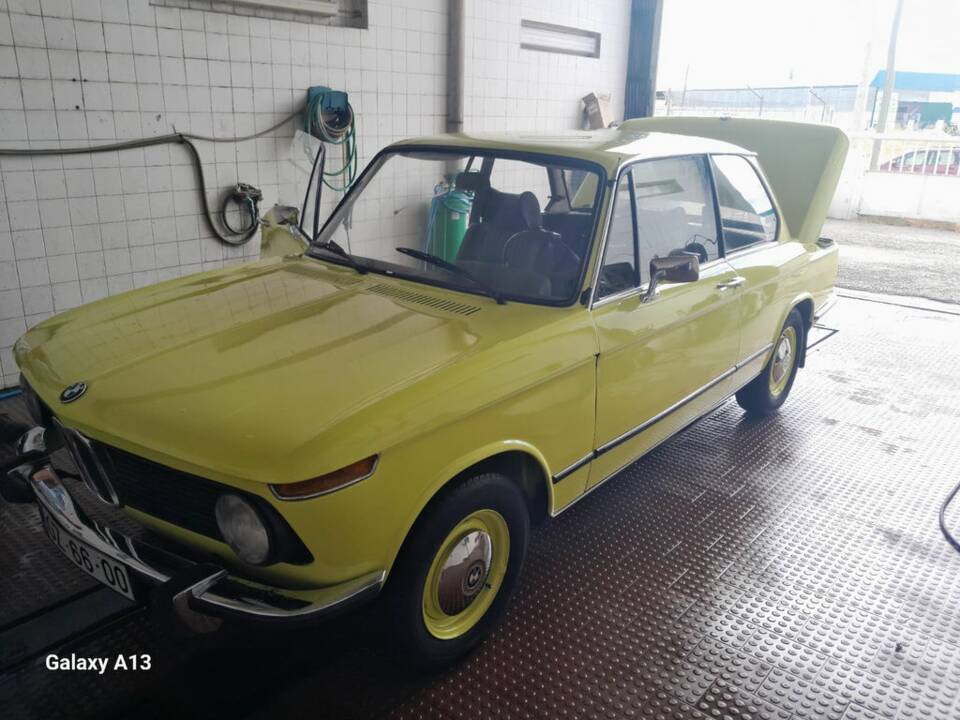 Bild 3/8 von BMW 1502 (1974)