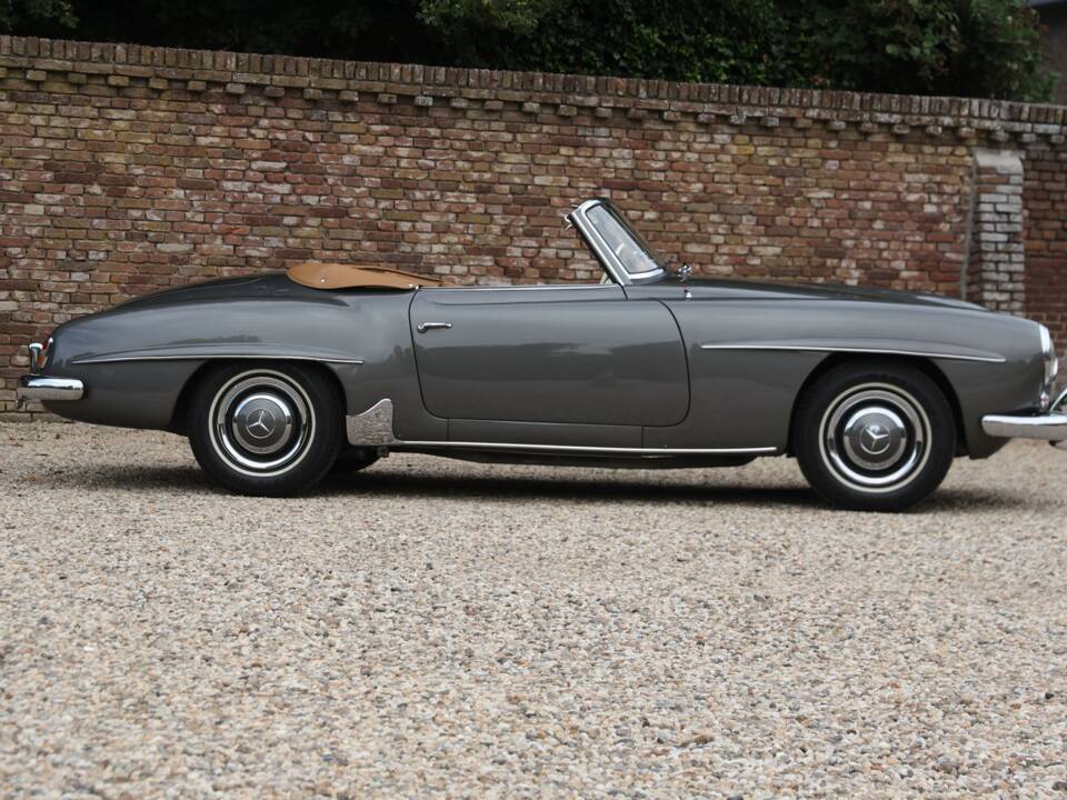 Image 42/50 of Mercedes-Benz 190 SL (1956)