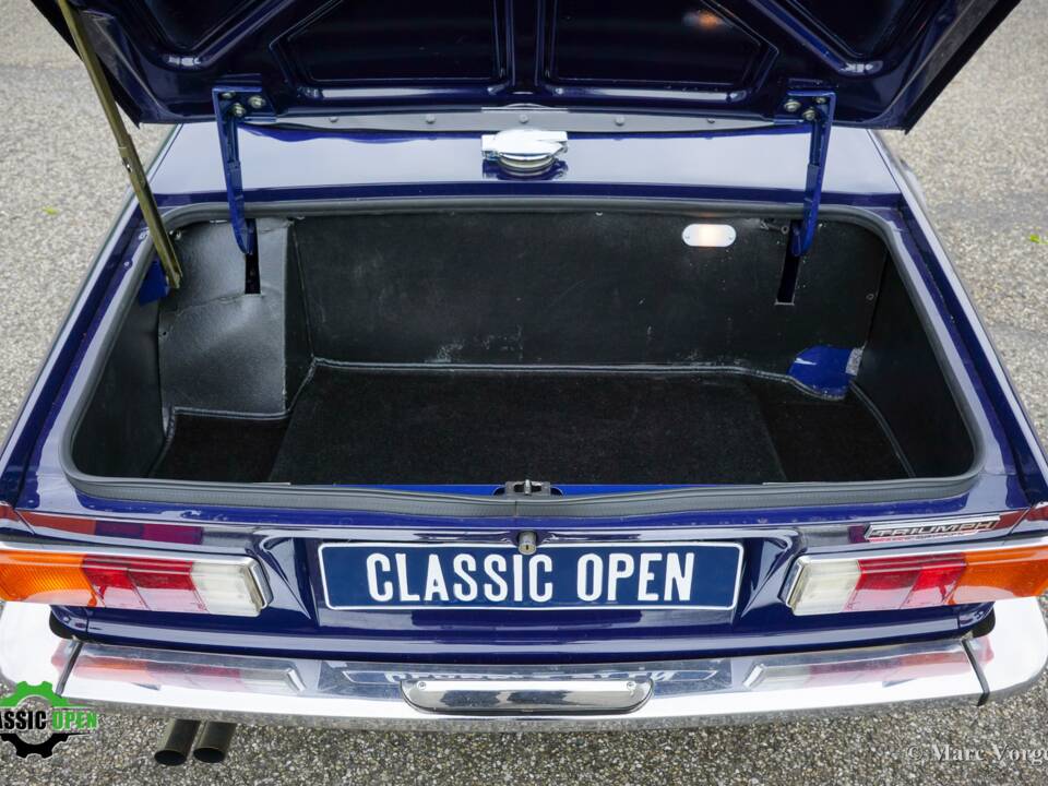 Image 41/42 of Triumph TR 6 PI (1972)