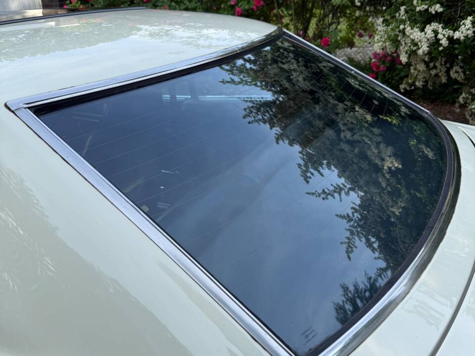 Image 25/55 of Toyota Celica ST (1972)