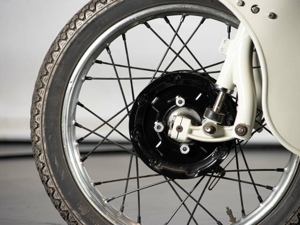 Afbeelding 23/50 van Moto Guzzi DUMMY (1962)