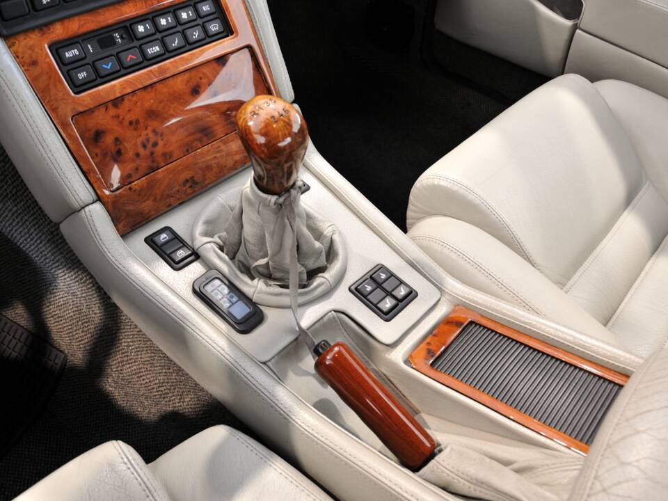 Imagen 24/39 de Maserati Ghibli 2.0 (1993)