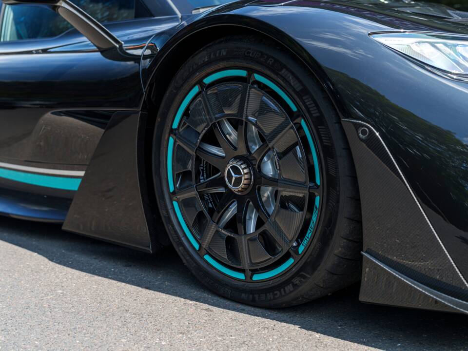 Image 9/23 of Mercedes-AMG One (2025)