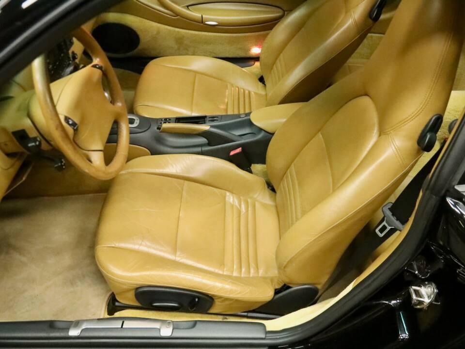 Image 20/50 de Porsche 911 Carrera (1999)