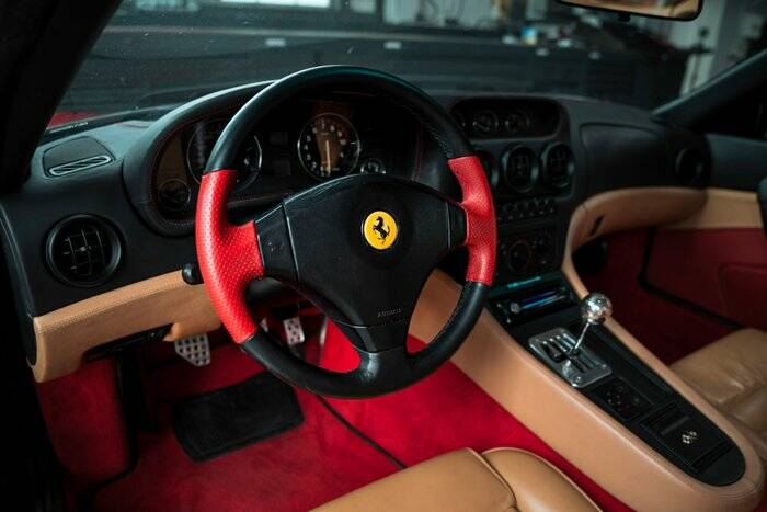 Immagine 4/7 di Ferrari 550 Maranello (1996)