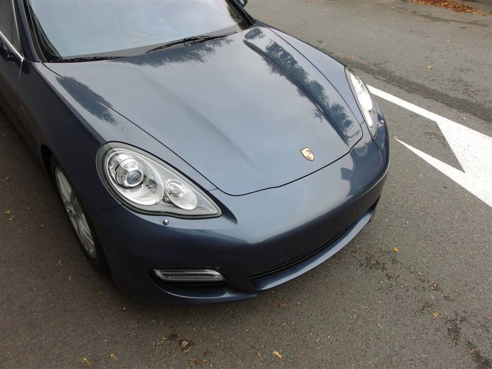 Bild 11/99 von Porsche Panamera Turbo (2009)