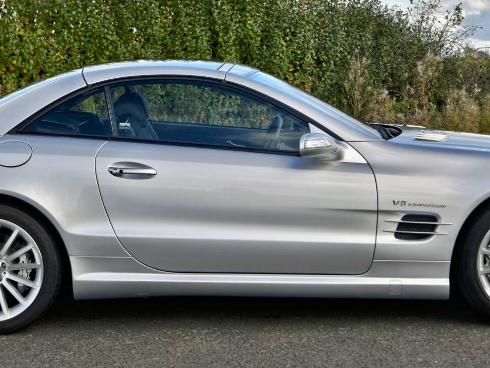 Imagen 21/50 de Mercedes-Benz SL 55 AMG (2006)