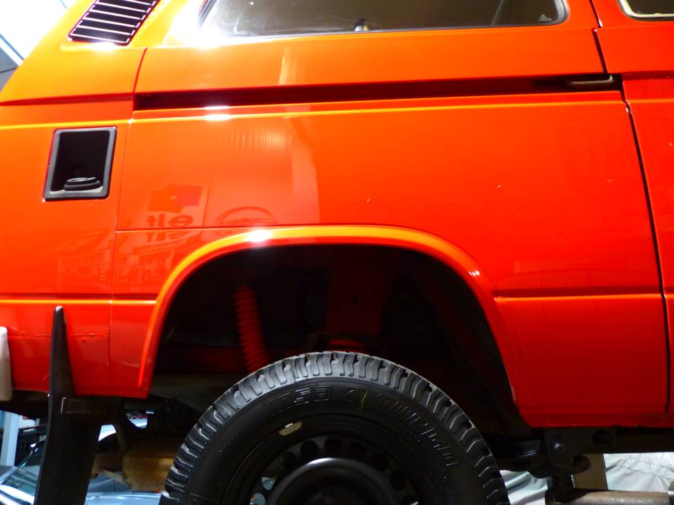 Bild 67/94 von Volkswagen T3 Transporter Syncro 2.1 (G-Kat) (1986)