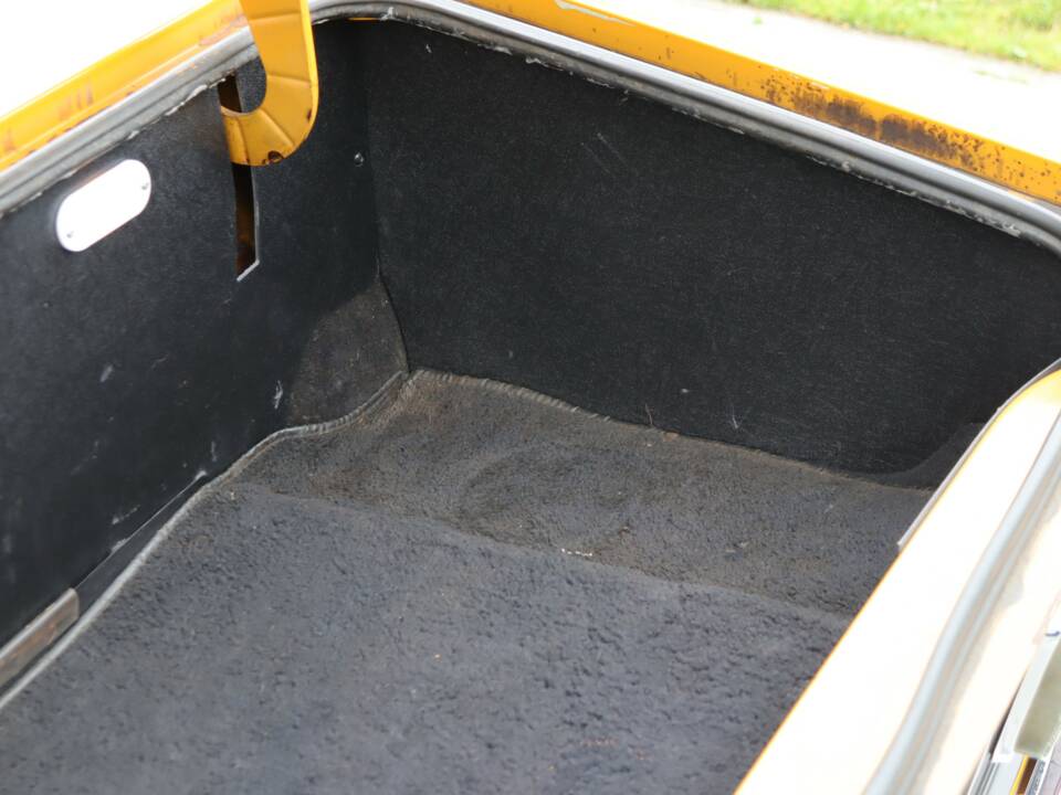 Bild 34/50 von Triumph TR 6 (1974)
