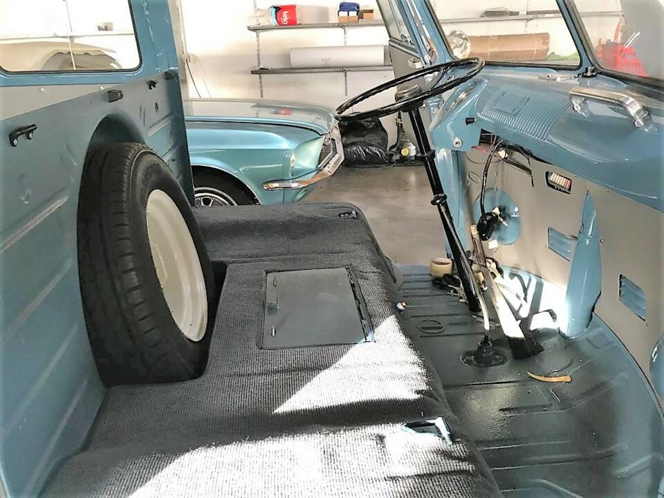 Image 26/28 of Volkswagen T1 Kombi (1966)