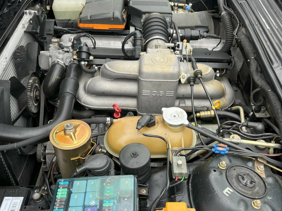 Immagine 20/22 di BMW 635 CSi (1989)